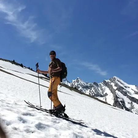 酒店 La Clusaz De Charme 圣简德斯科特